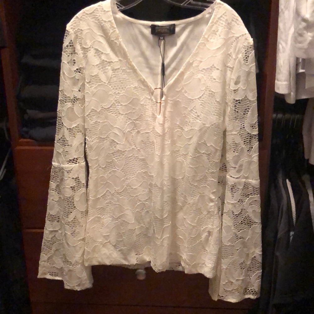 Alexis Admor beige long bell sleeve top